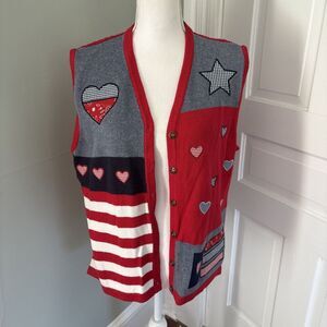 Karen Scott Women's Sweater Vest Size Large Embroidered America Patriotic